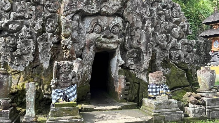 Goa Gajah - Bali