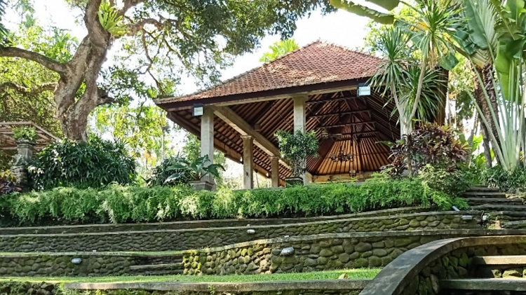 Menelusuri Museum Puri Lukisan