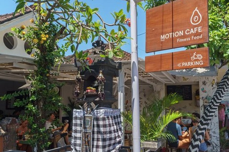 Tentang Motion Cafe Bali
