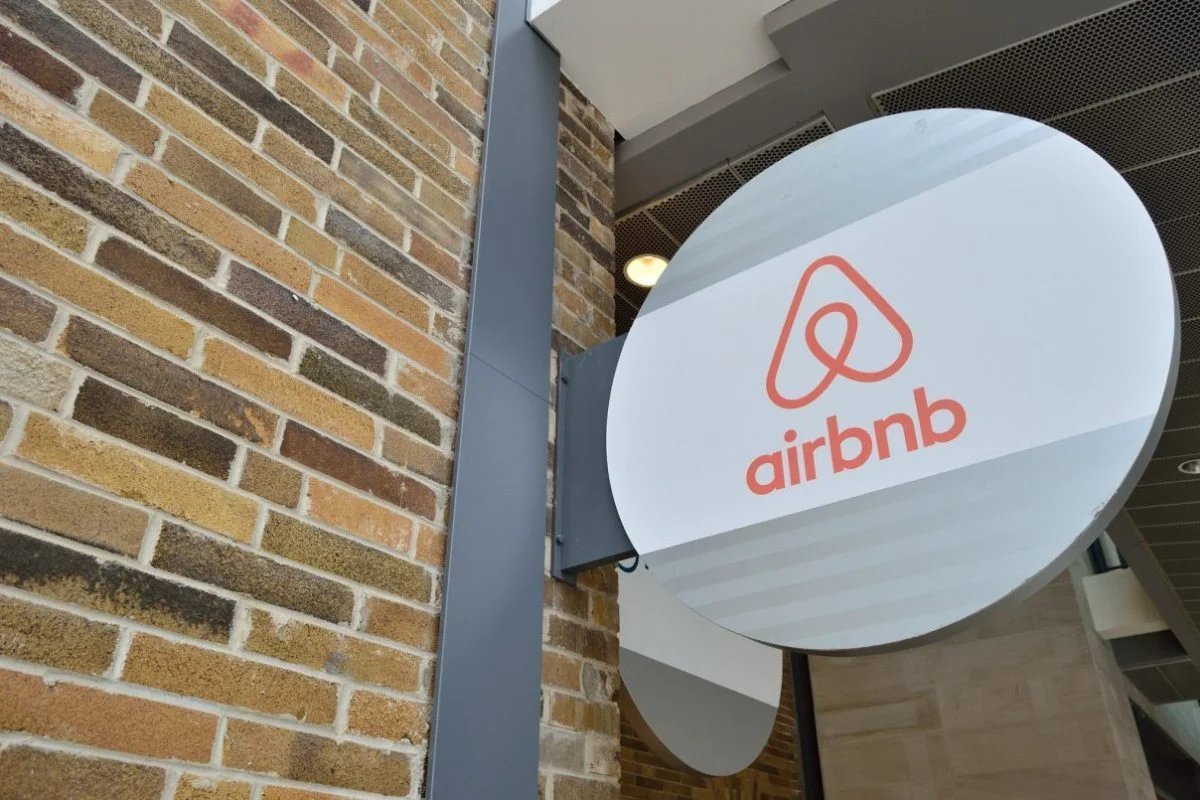 Dilema Ulasan Airbnb: Host Kecewa, Tamu Merasa Dirugikan