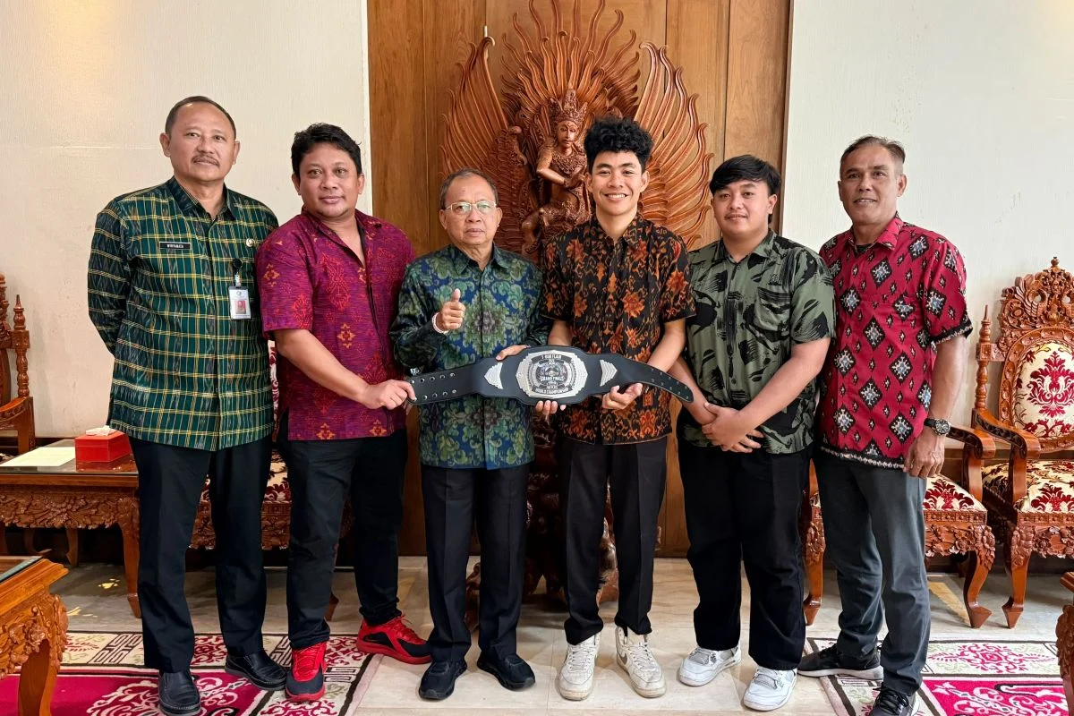 Gubernur Bali Targetkan Bartender Arak Bali Menang di Polandia