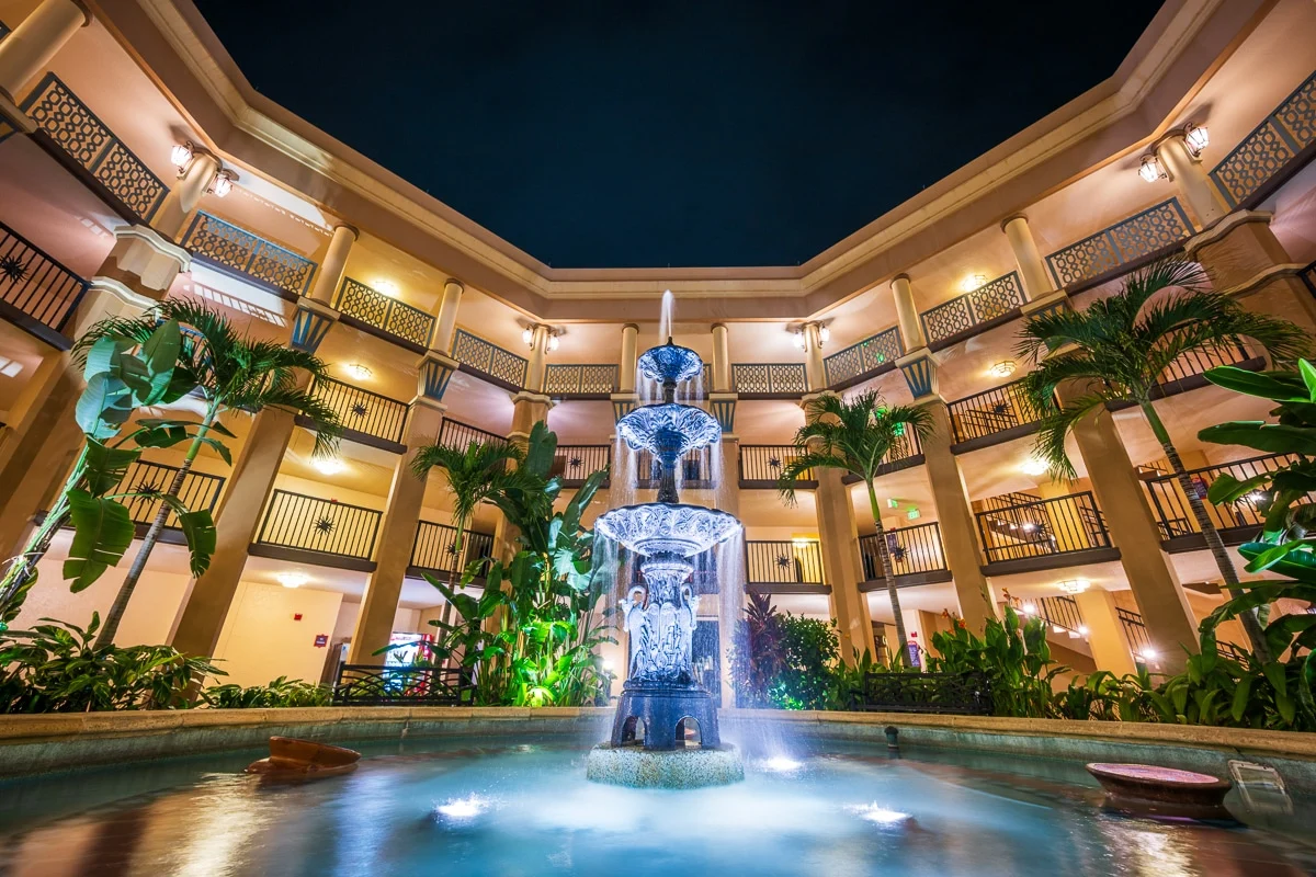 Transformasi Penilaian Hotel Coronado Springs Disney World
