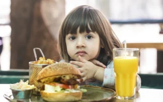 Makanan Ultra Proses Bikin Otak Anak Menyusut Menurut Studi