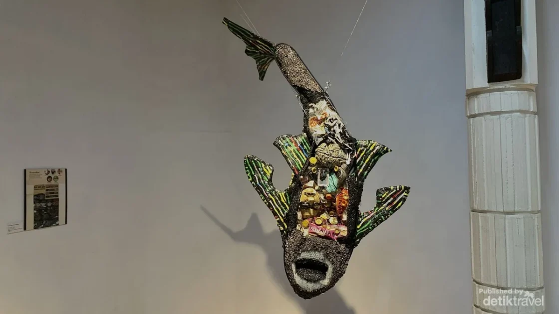 Pameran Seni Sampah di Jakarta Ajak Pengunjung Banyak Pikiran